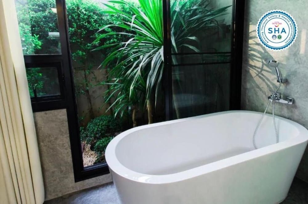 Double Room with Garden View photo 3
