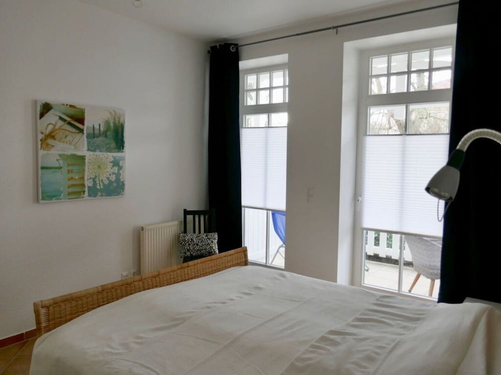 Apartment photo 2