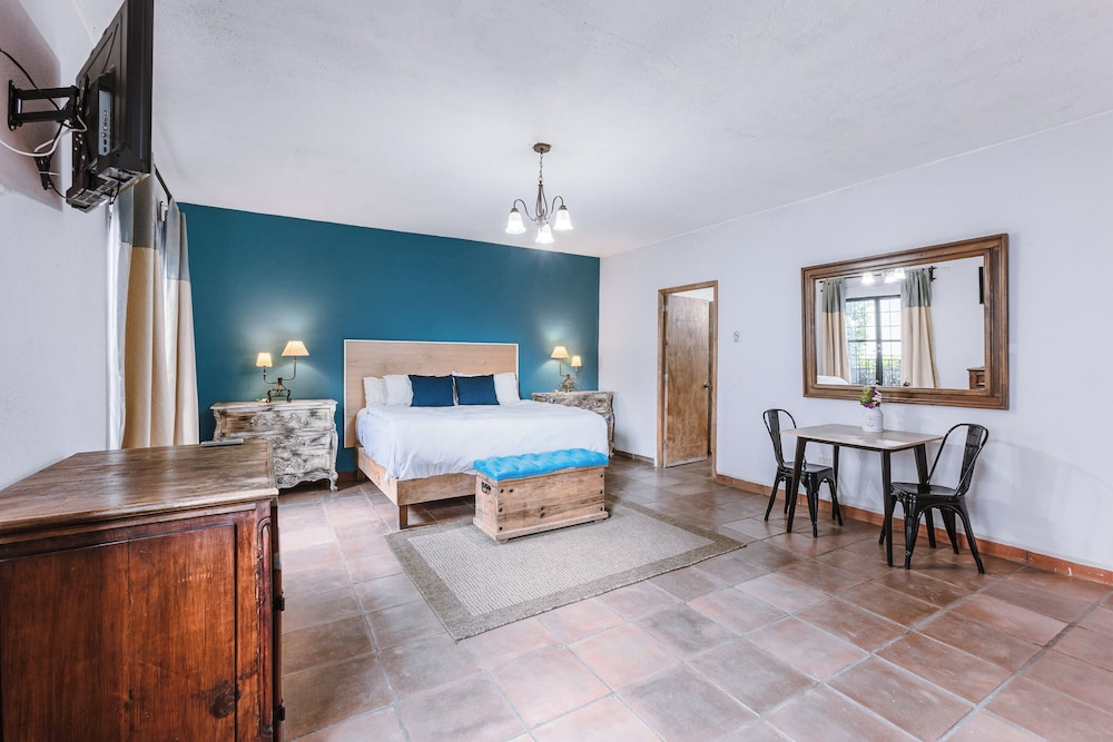 Room, Patio