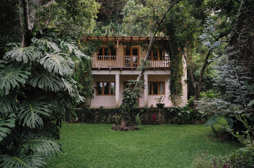 Family Cabin, Multiple Beds