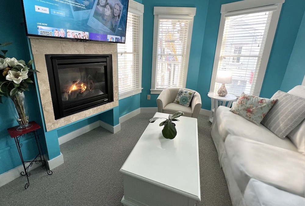 Deluxe Suite photo 3