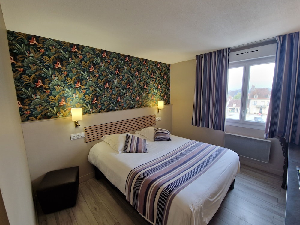 Standard Room photo 1