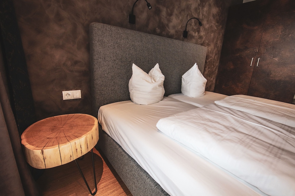Panoramic Penthouse, 2 Bedrooms, Terrace (Sauna,AlpenGLOW) photo 2