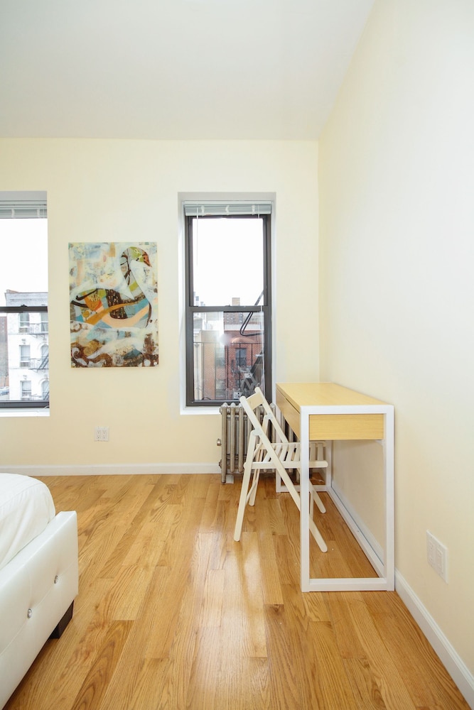 Classic Apartment, 2 Bedrooms photo 1