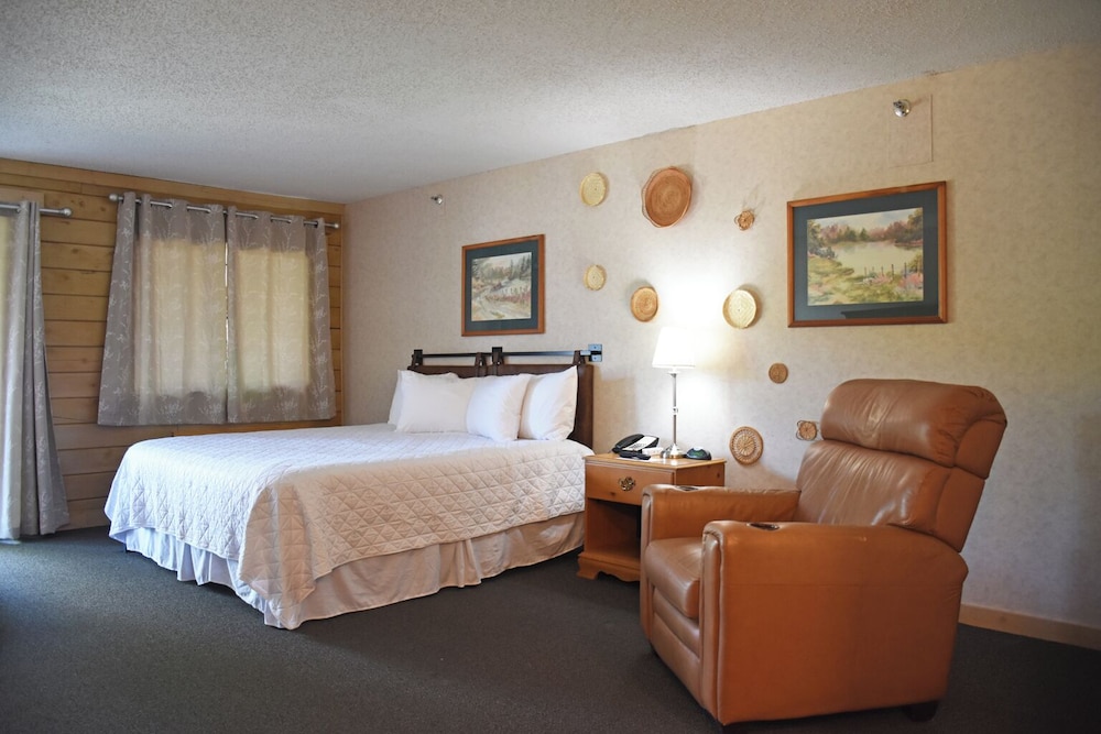 Signature Room, 1 King Bed photo 3