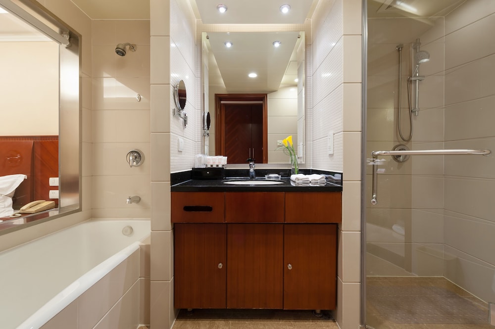 Suite, Smoking (High Floor) photo 2
