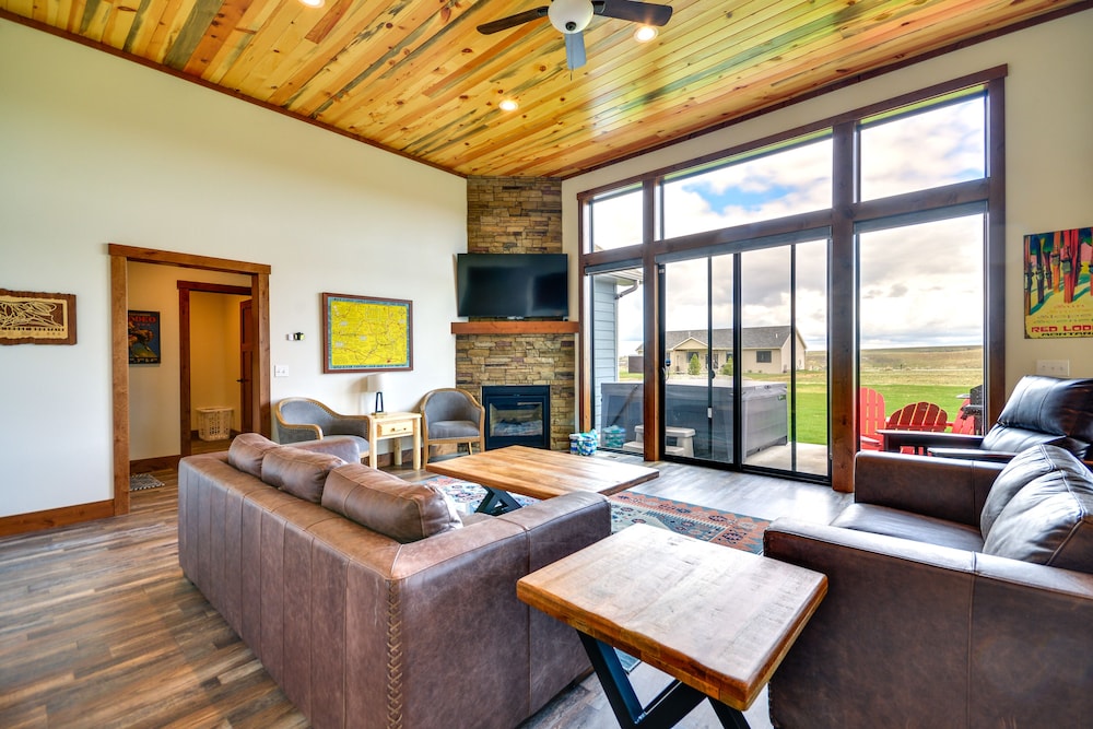 House (4 Bedrooms) photo 1