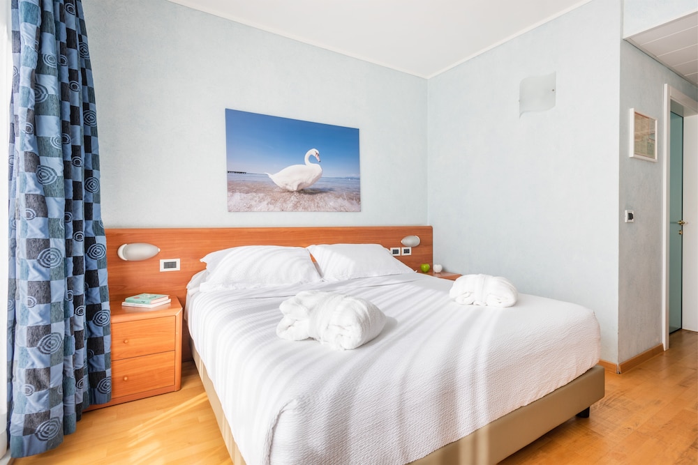 Comfort Triple Room photo 3