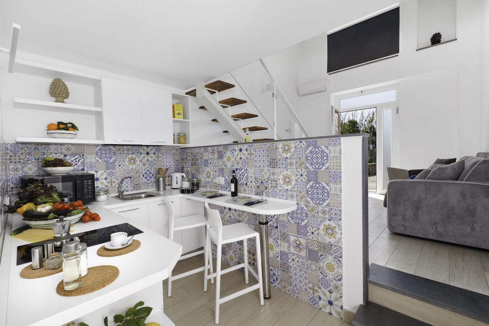 Apartment, Patio