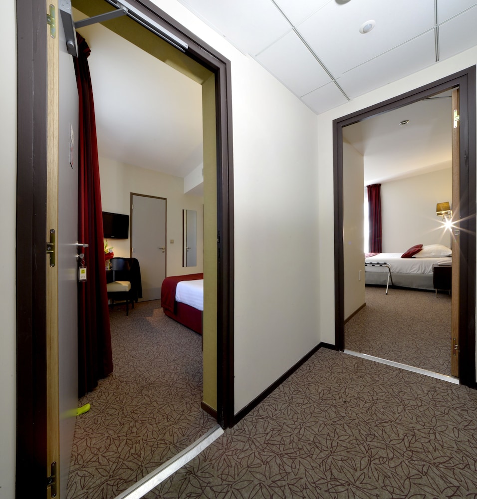 Family Suite photo 2