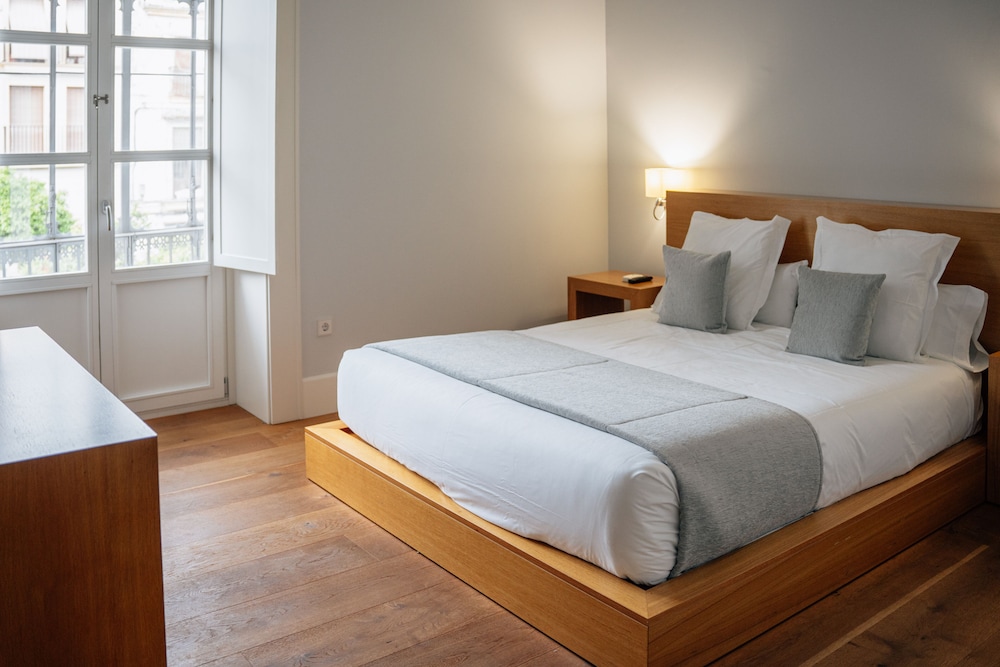Deluxe Studio Suite - Photo 29