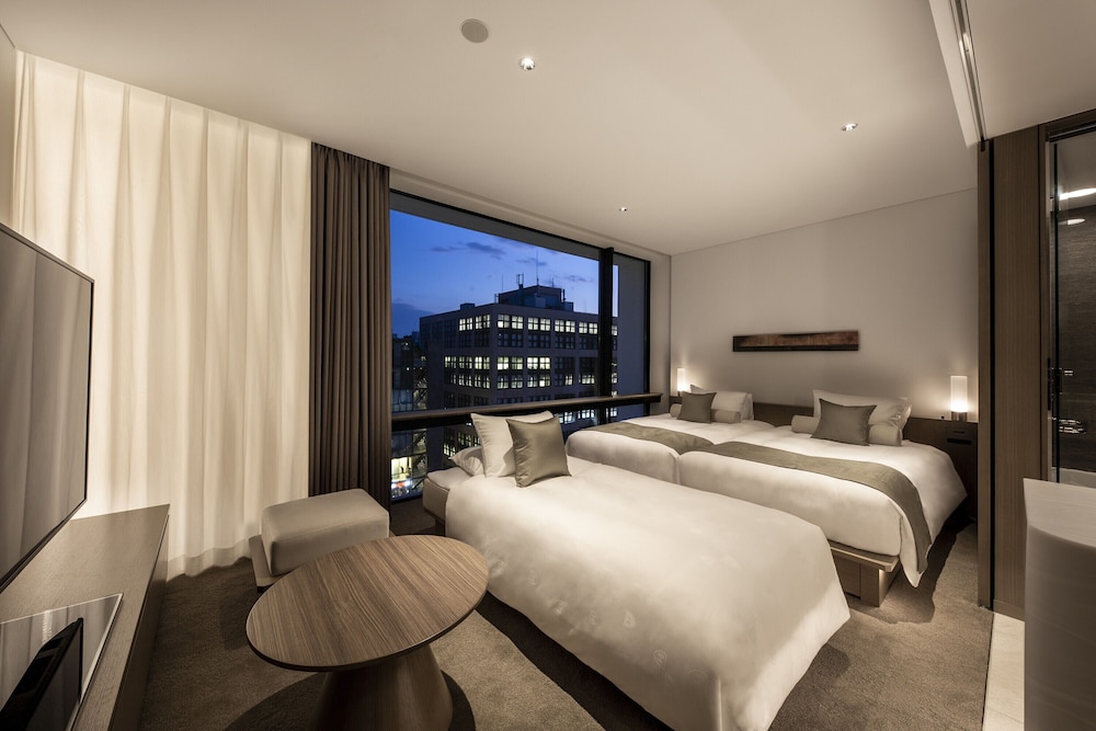 (For 3 people)Deluxe Twin Room with Extra bed, Non Smoking(with Lounge Access) - Photo 1