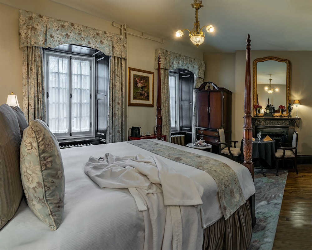 Prestige Clos St-Louis - 1st or 2nd floor, no elevator thumbnail 6