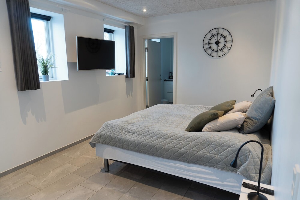 Double or Twin Room, Non Smoking, Kitchen