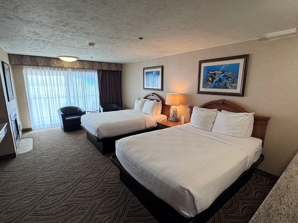 Premium Room, 2 Queen Beds, Balcony, Ocean View - Photo 2