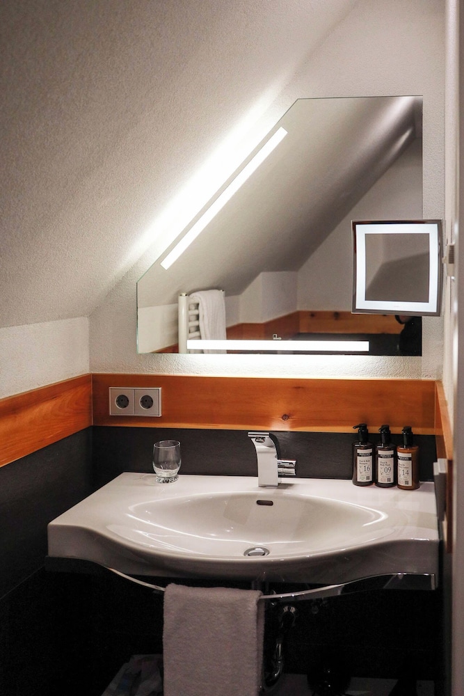 Deluxe Single Room, Balcony photo 3