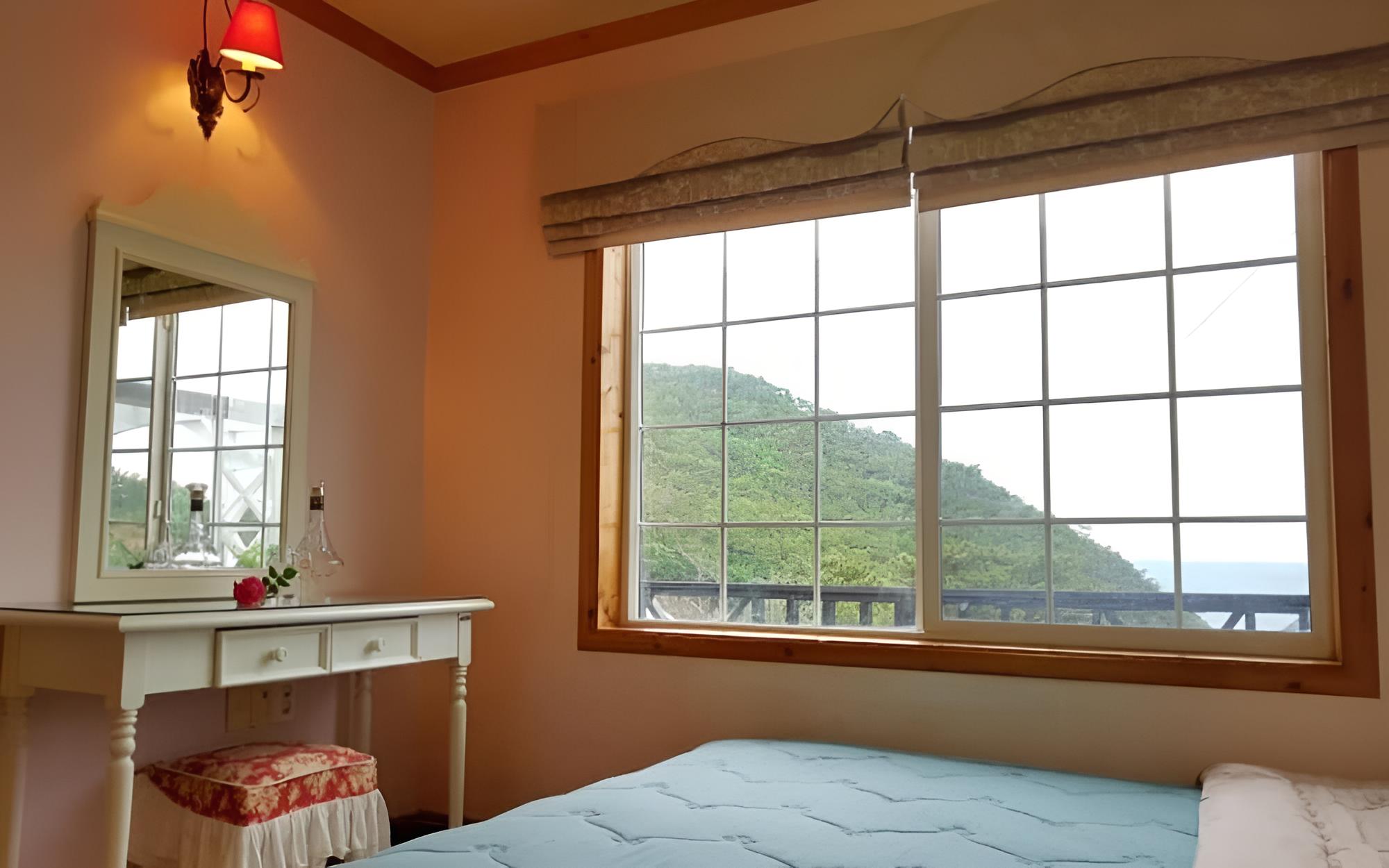 Room (Sea) photo 3