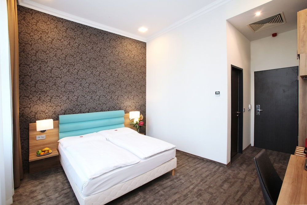 Superior Double Room, 1 Queen Bed