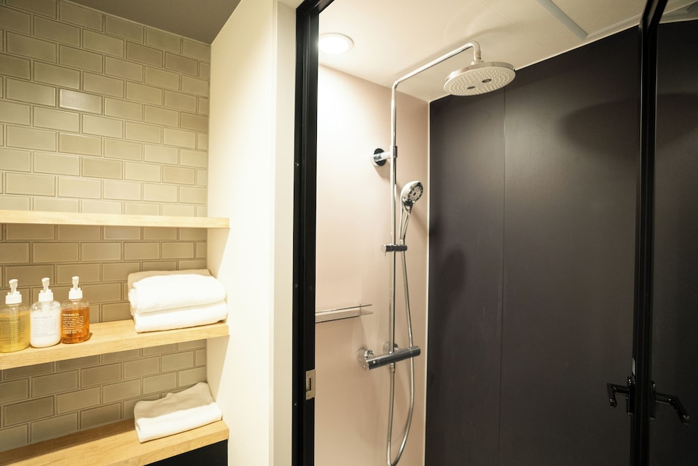 Semi Double Room, Non Smoking (18square meters) thumbnail 5