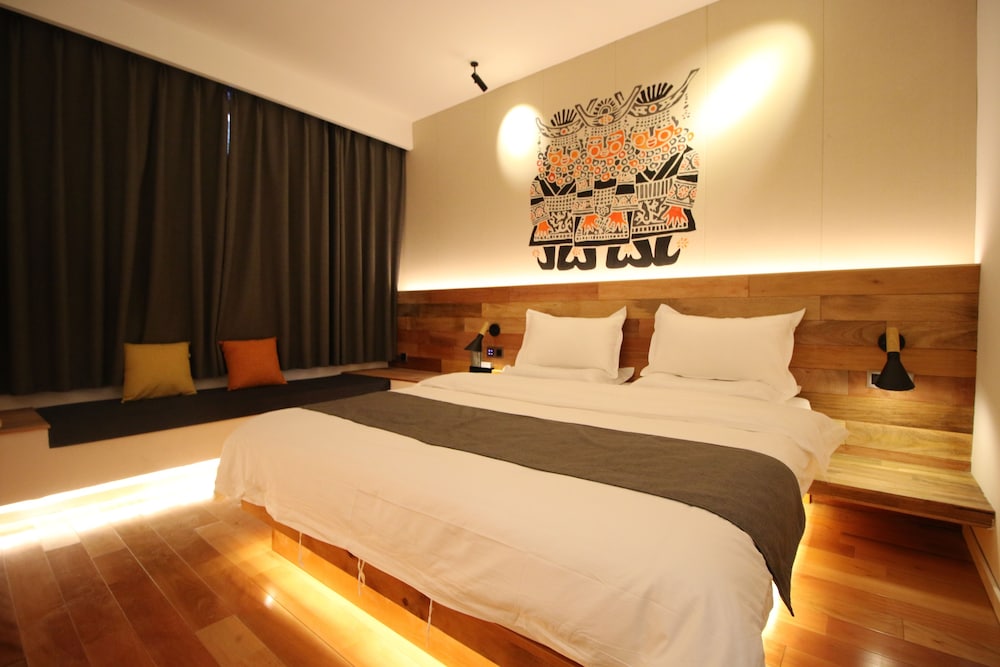 Comfort King Room photo 1
