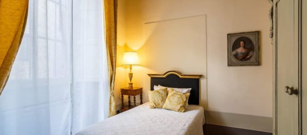 Deluxe Single Room, City View photo 3