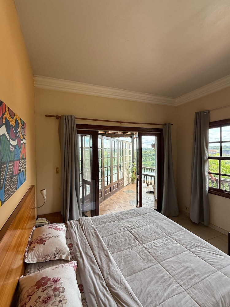 Basic Room, 1 Double Bed, River View