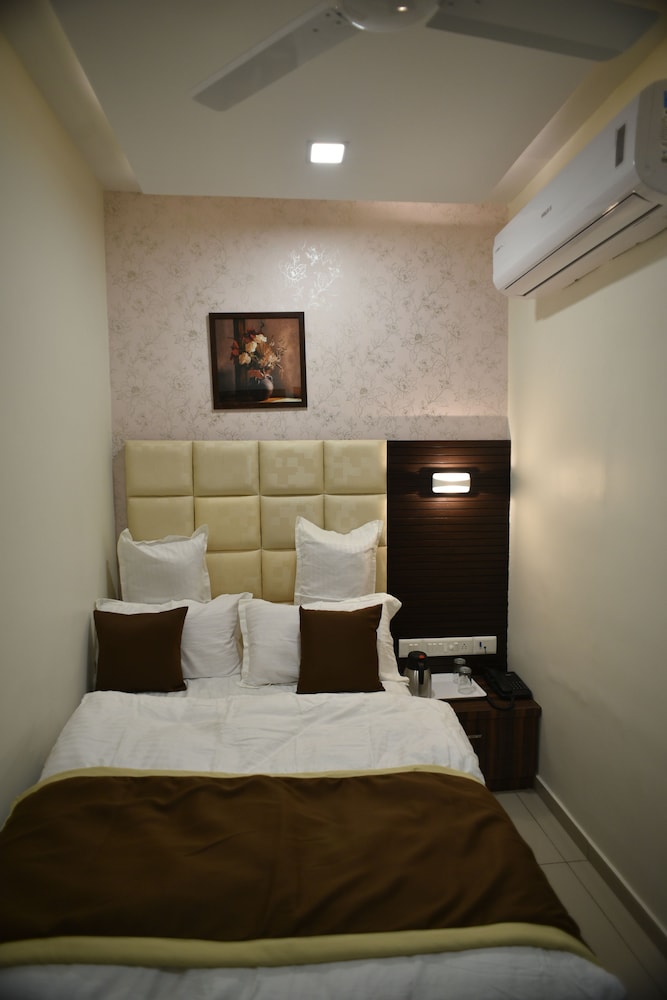 Executive Room - Photo 4