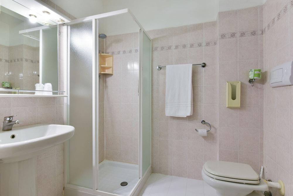 Double Room Single Use photo 3
