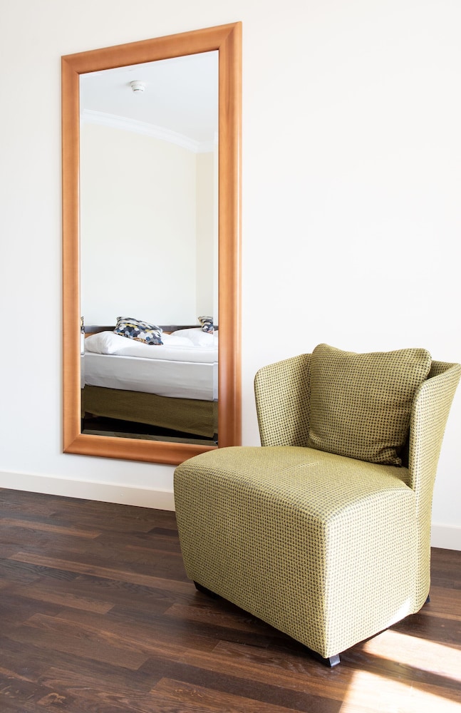 Superior Double or Twin Room, Balcony, Lake View - Photo 4