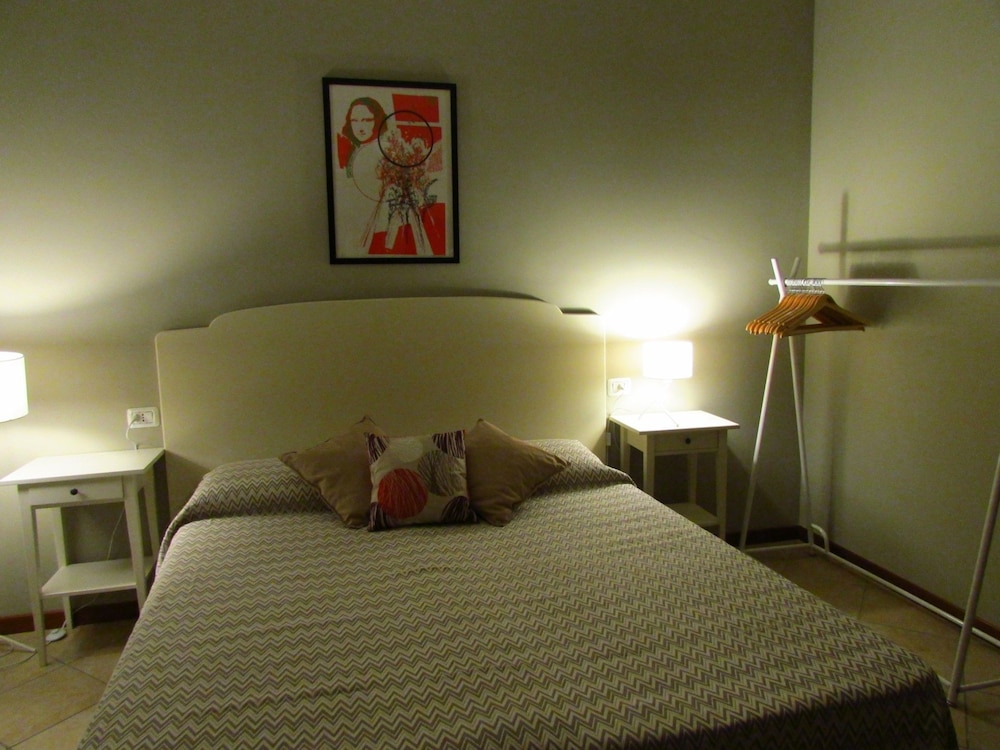 Basic Double or Twin Room photo 1