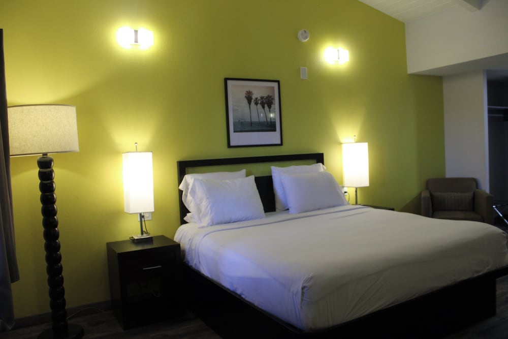 Standard Room photo 2