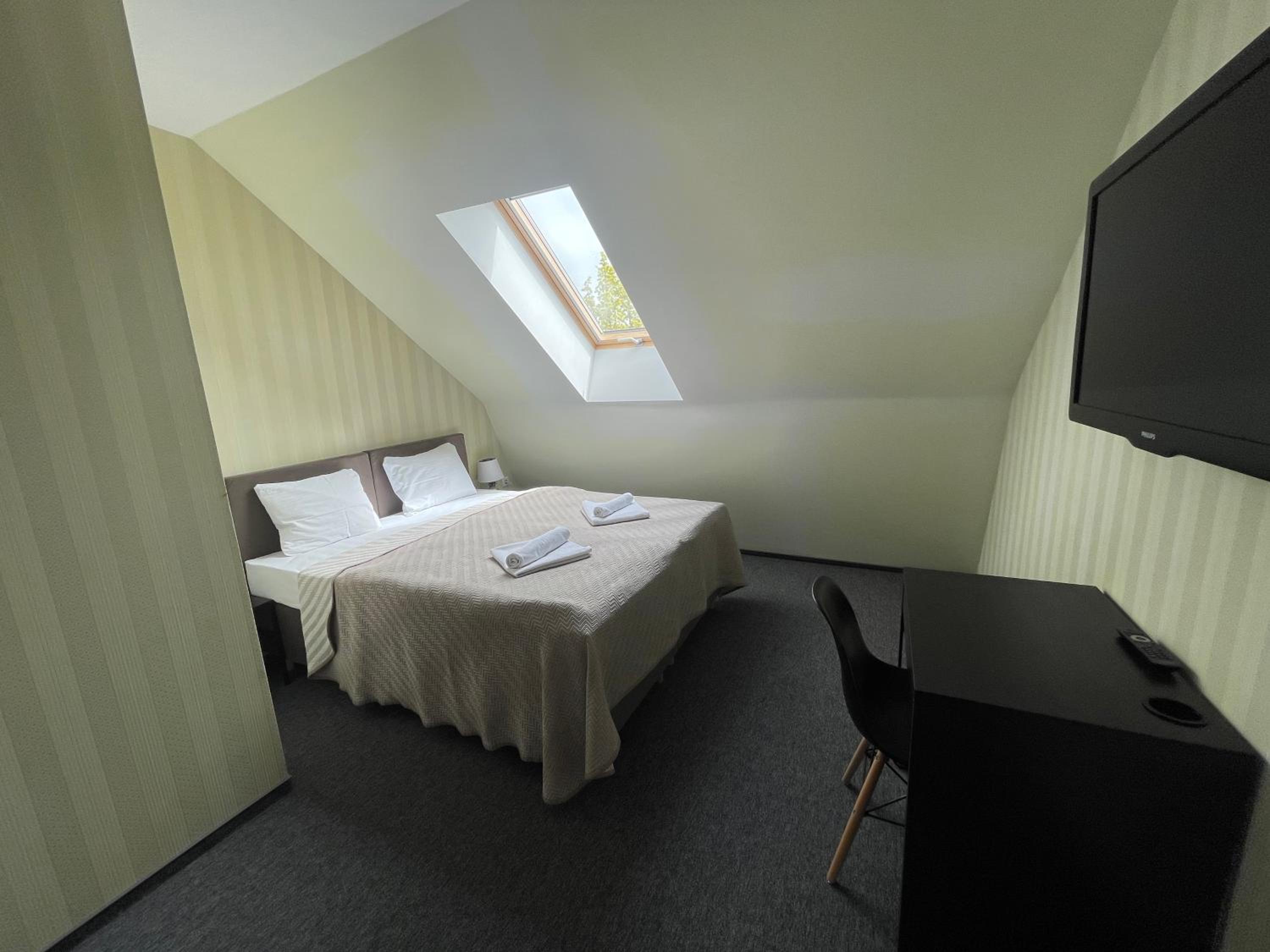 Small Twin Room photo 3