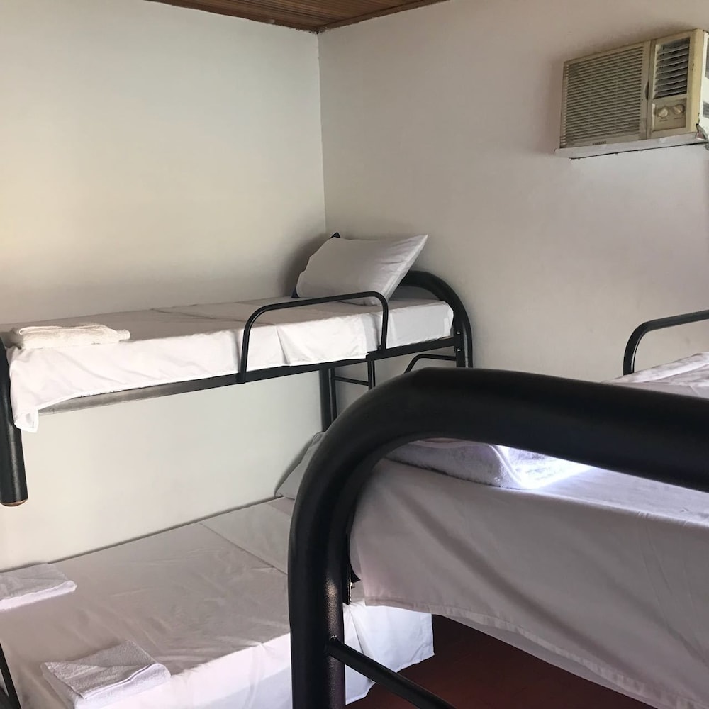 Standard Triple Room, Multiple Beds photo 2