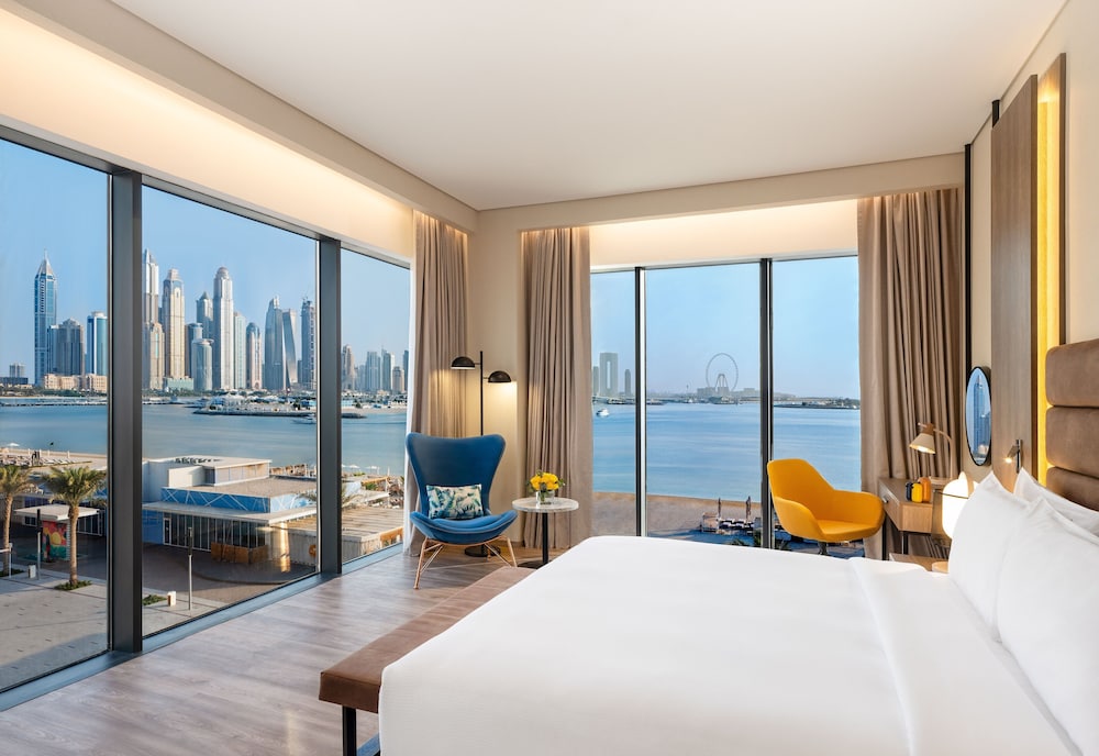 Deluxe Room, 1 King Bed, Beach View, Beachfront (Panoramic Beachfront View)