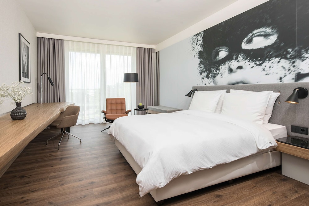 Standard Room - Photo 1