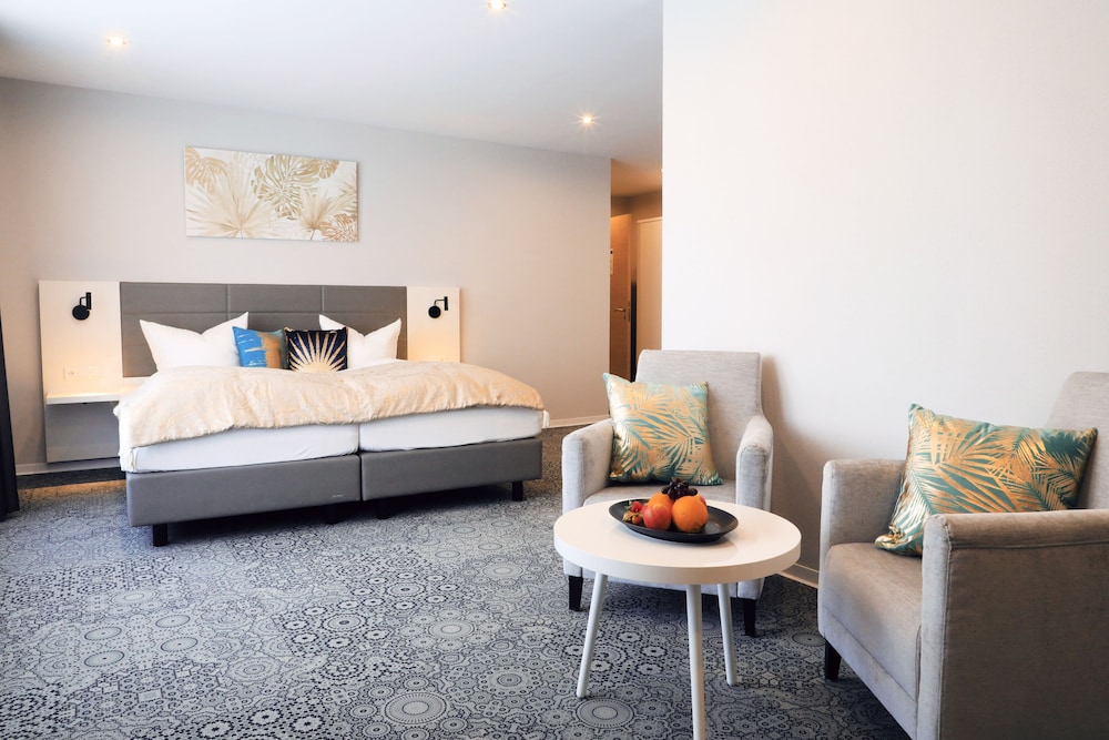 Deluxe Room - Photo 1