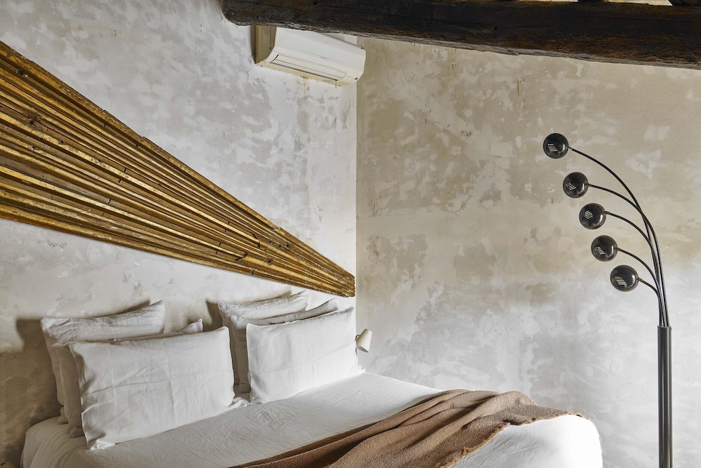 Suite (04-Pasquino Plus) photo 3