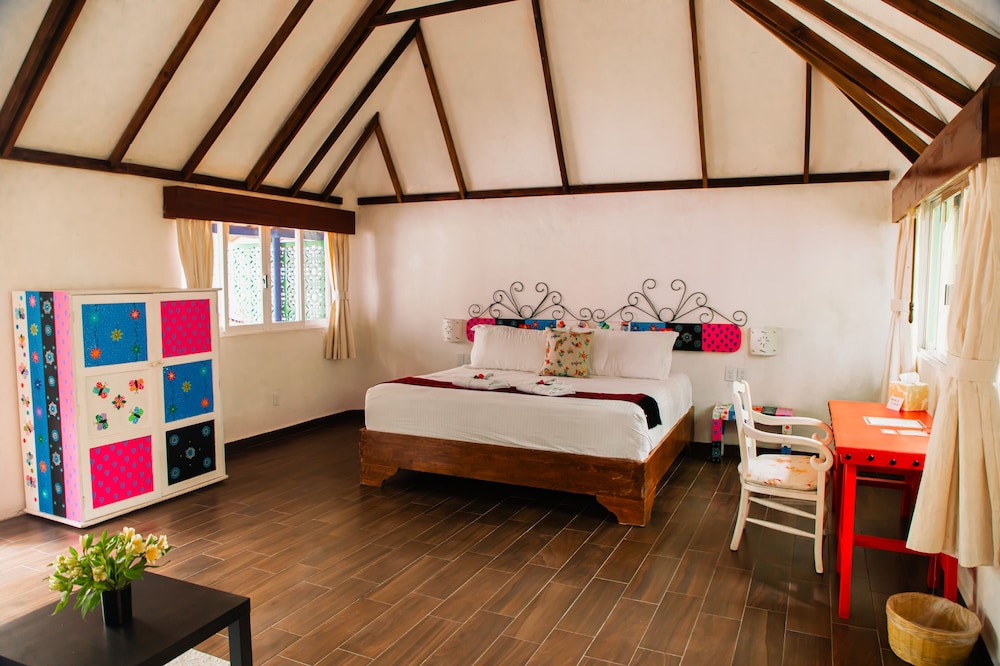 Deluxe Room, 1 Bedroom photo 3