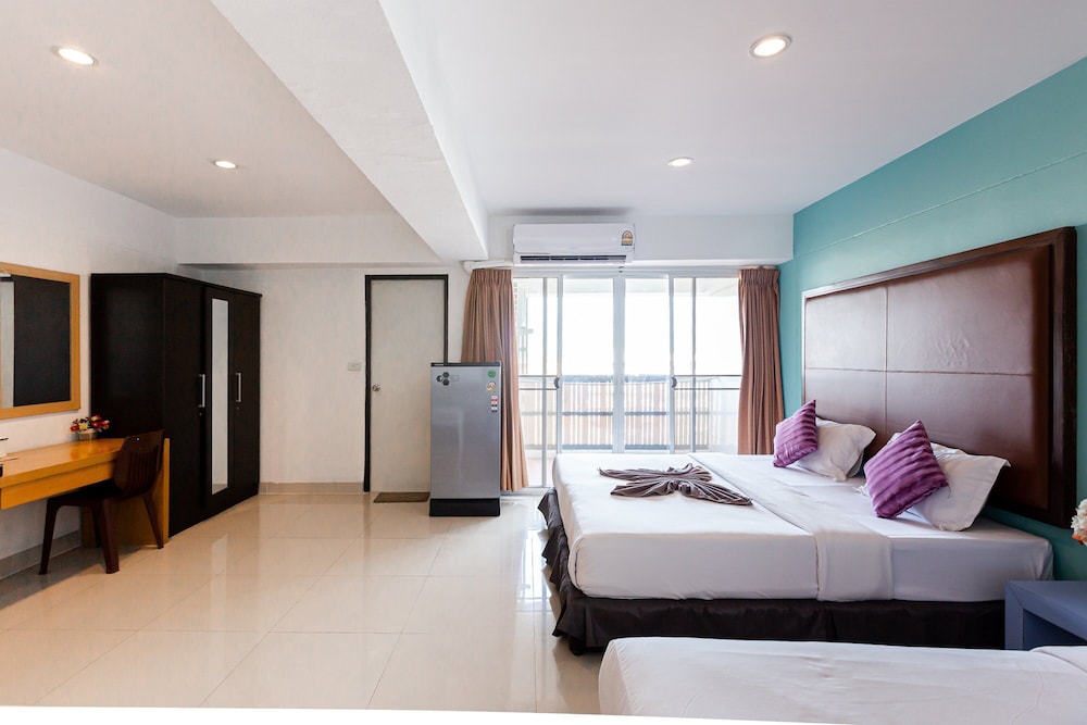 Deluxe Quadruple Room photo 3