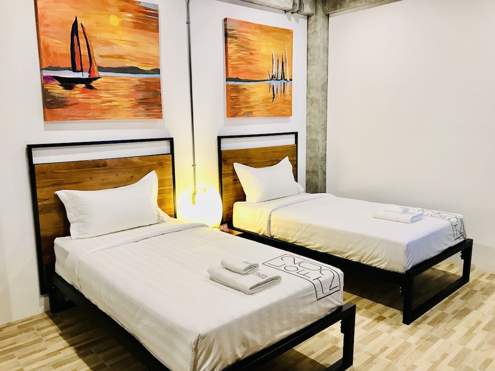 Deluxe Twin Room photo 1