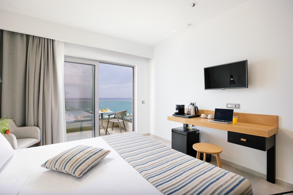 Elite Sea View Room photo 2
