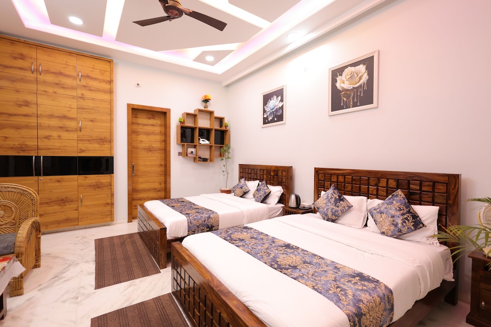Luxury Studio Suite photo 1