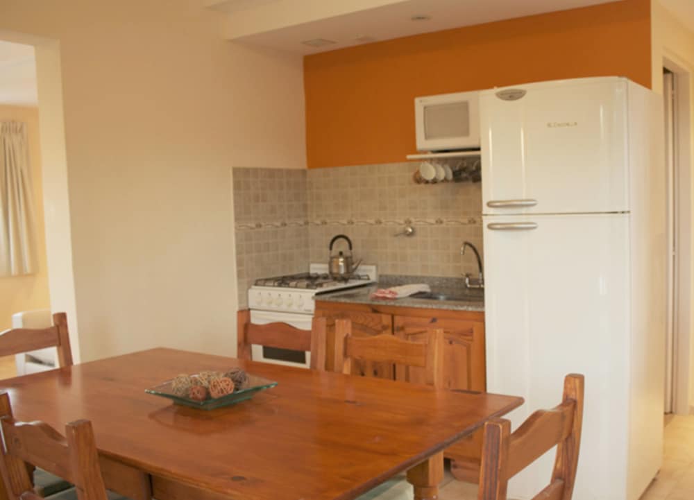 Apartment, 2 Bedrooms, Private Bathroom photo 2