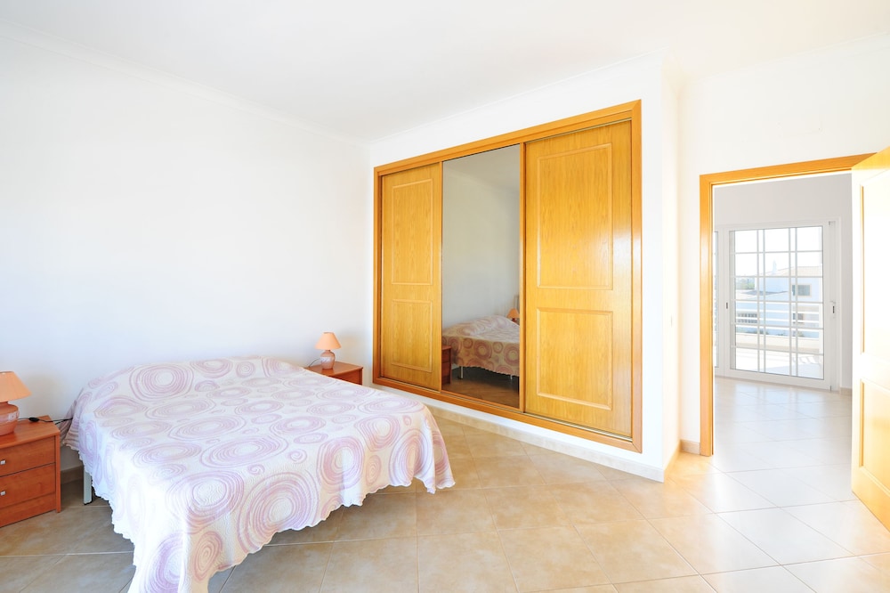 Villa, 4 Bedrooms photo 1
