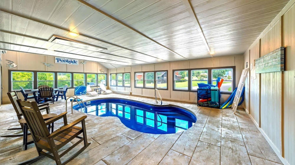 Luxury Poolside Cabin in Sevierville, Zdjęcie 6