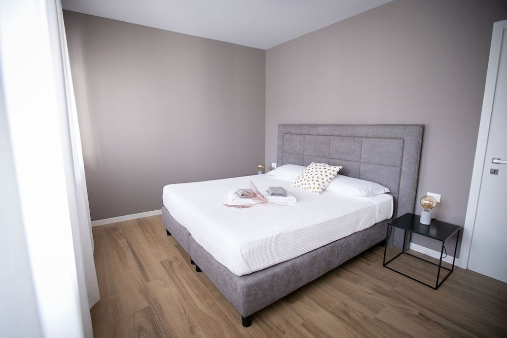 Superior Apartment, Multiple Beds (5 PAX)