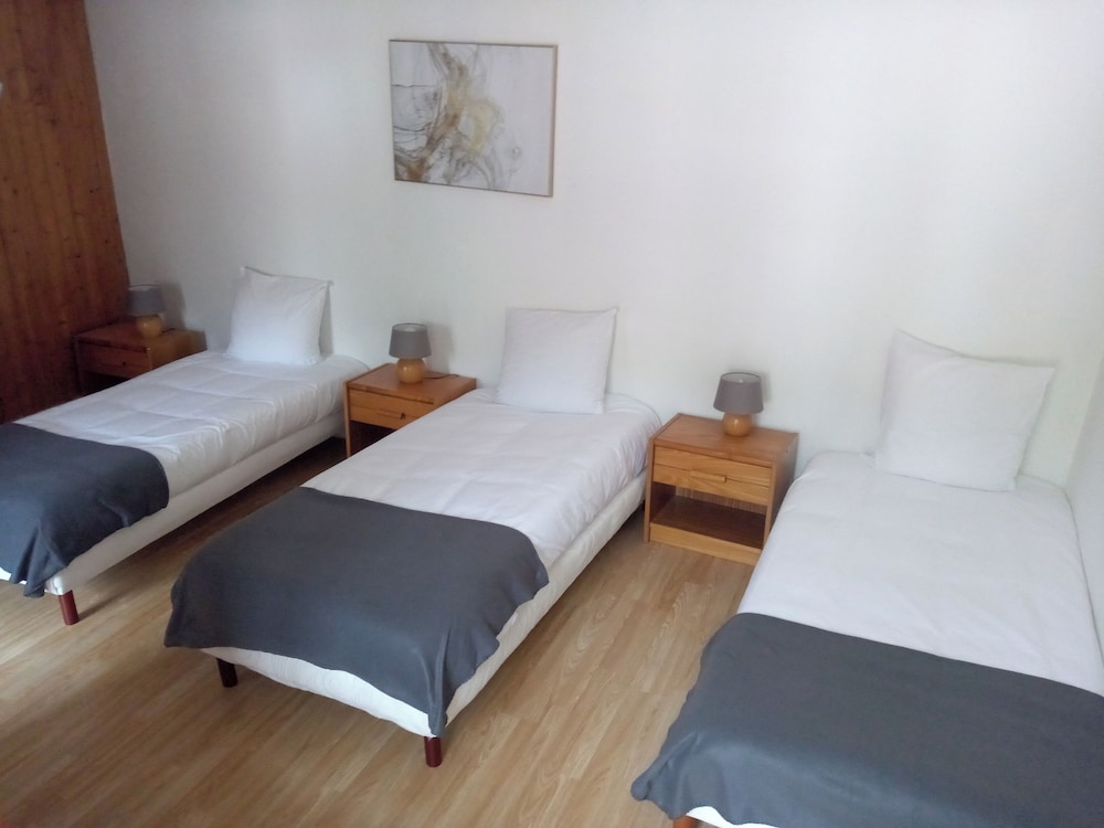 Classic Triple Room, Balcony