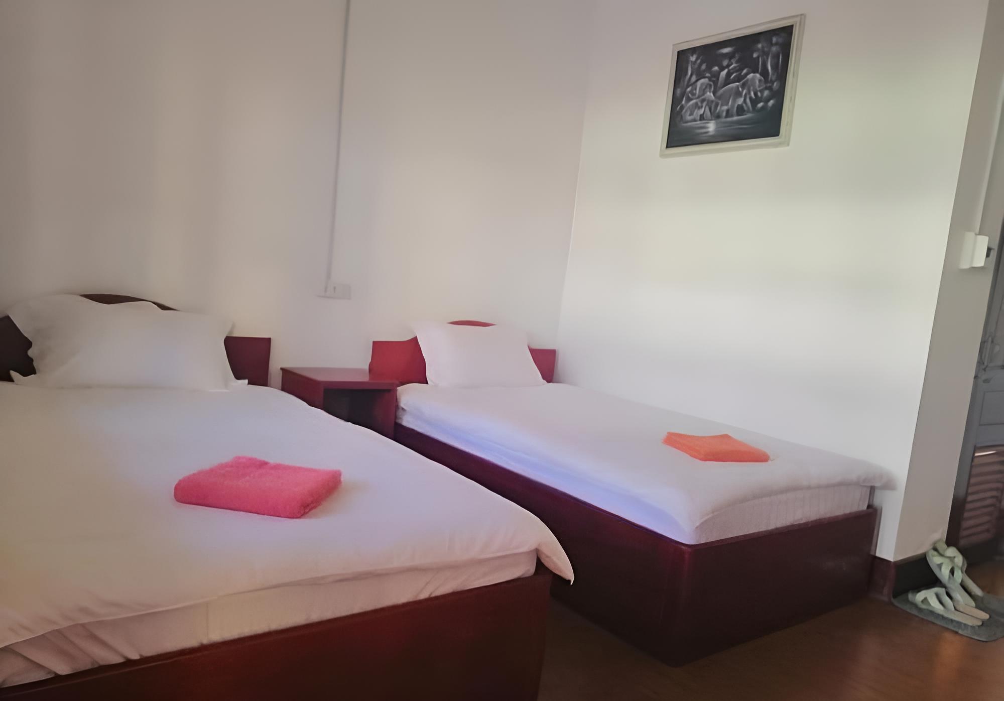 Standard Room photo 3