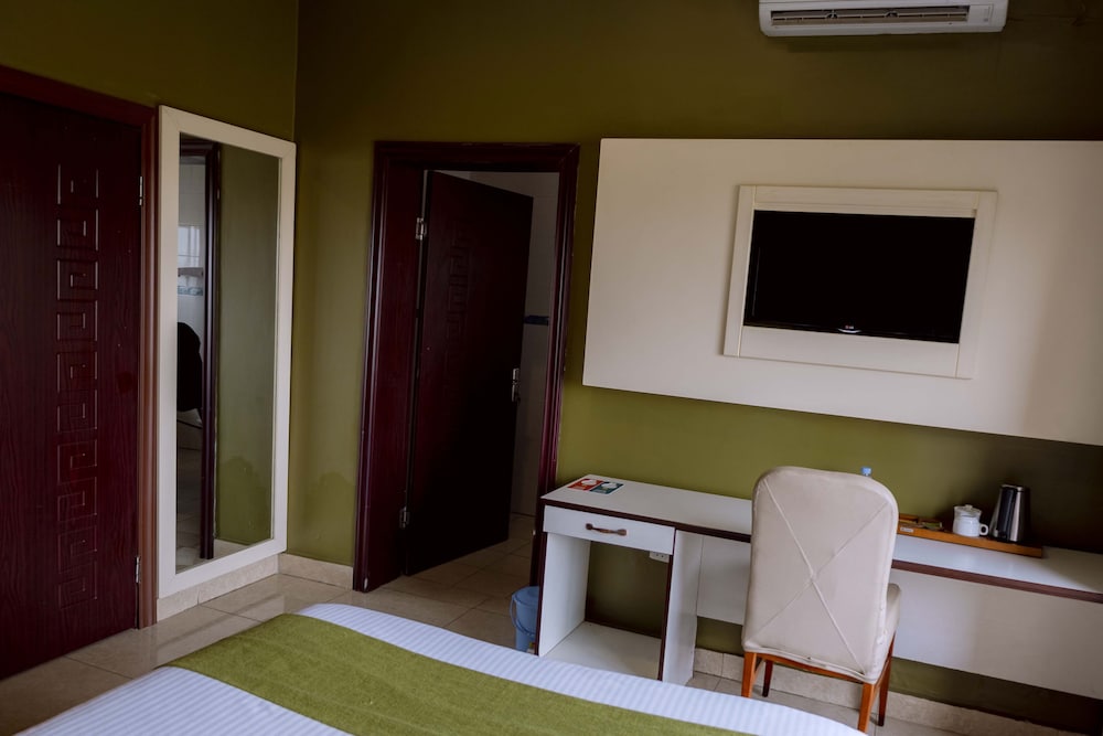 Standard Double Room photo 2