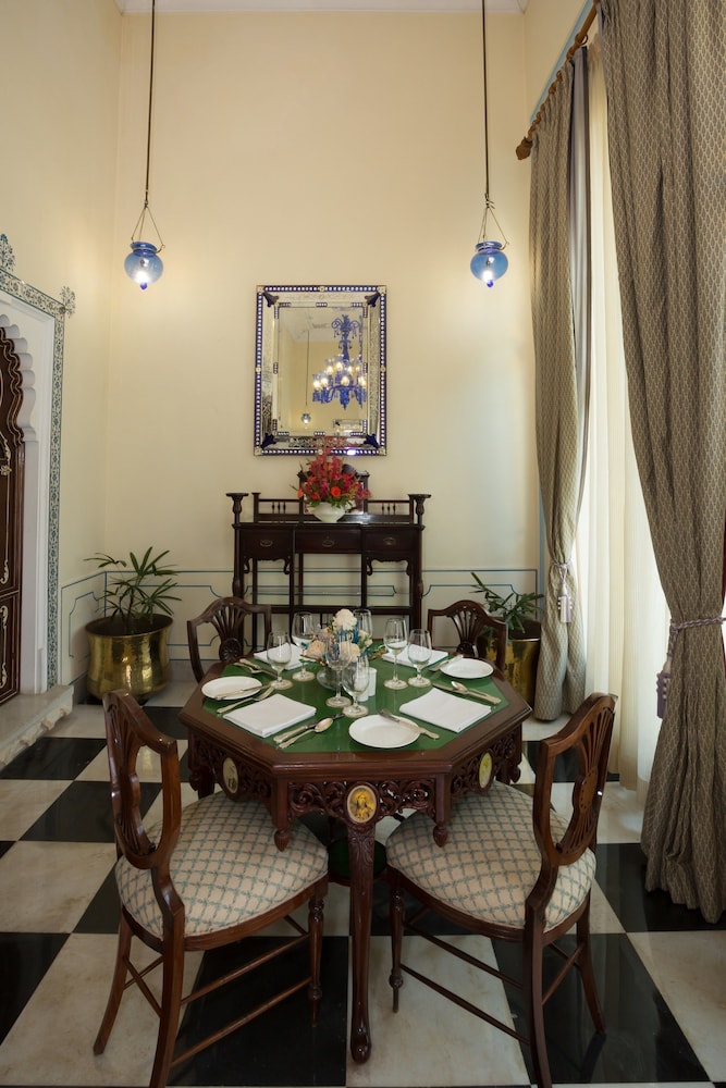 Royal Suite Lake View - Photo 9